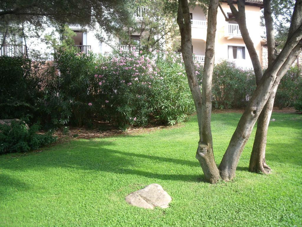 Residence Gardens 罗通多港 外观 照片